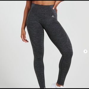 Oner Active
CLASSIC SEAMLESS LEGGINGS